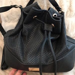 Nine West bucket shoulder bag 💼