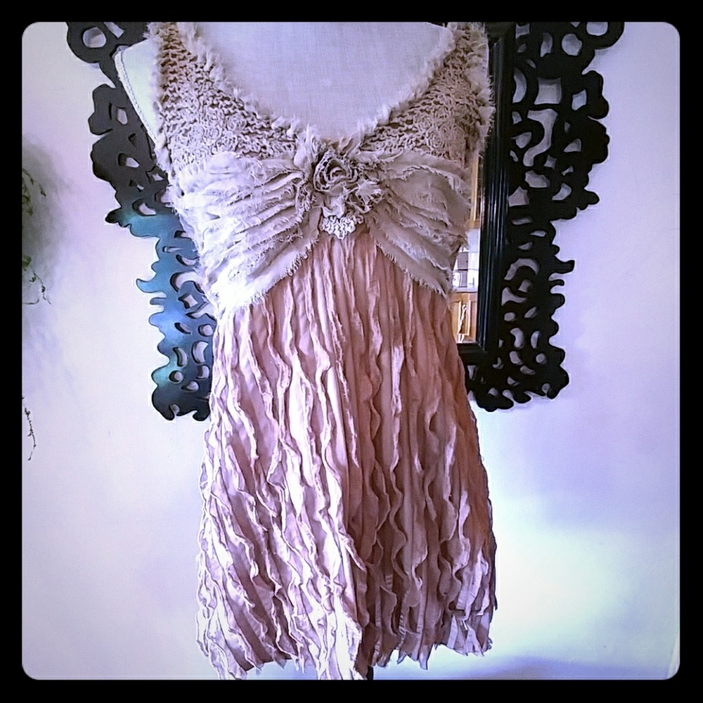Anthropologie Ruffled Top Sz M