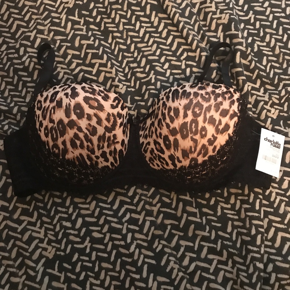 Sexy cheetah print bra