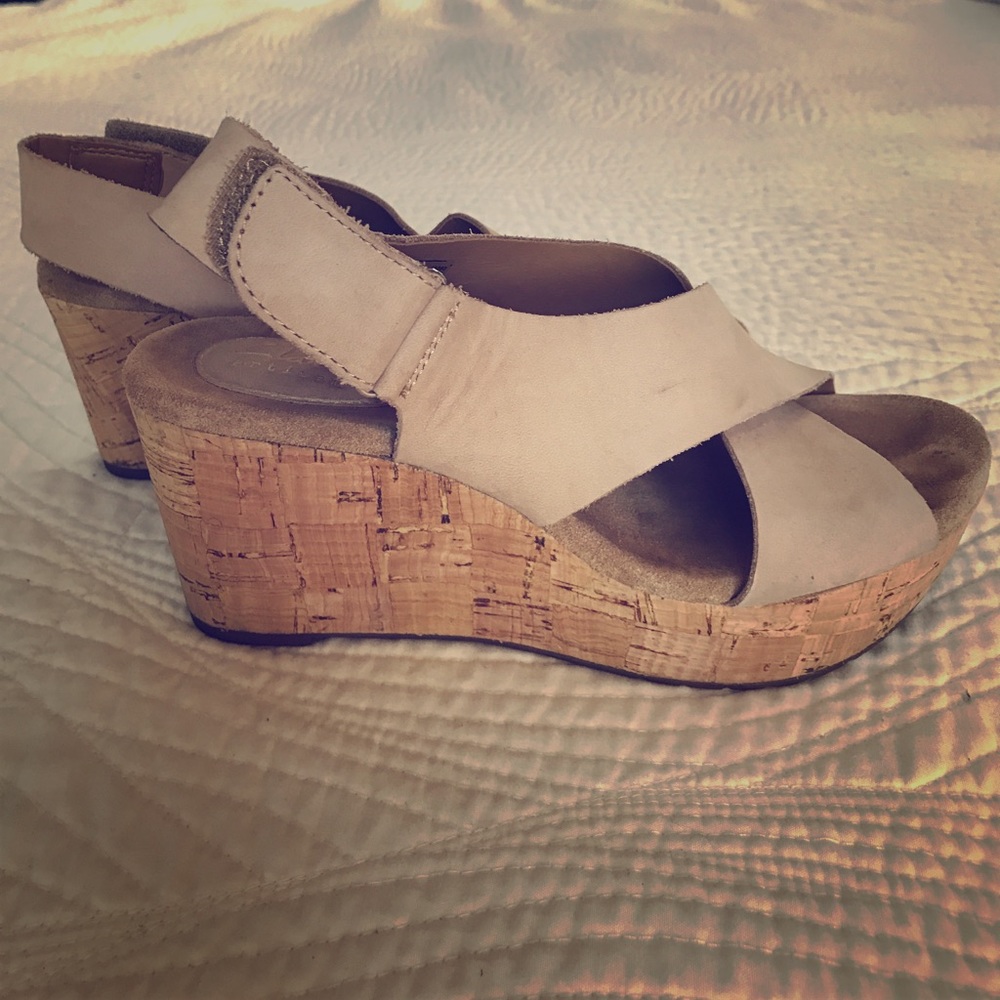 Clarks artisan wedge sandals