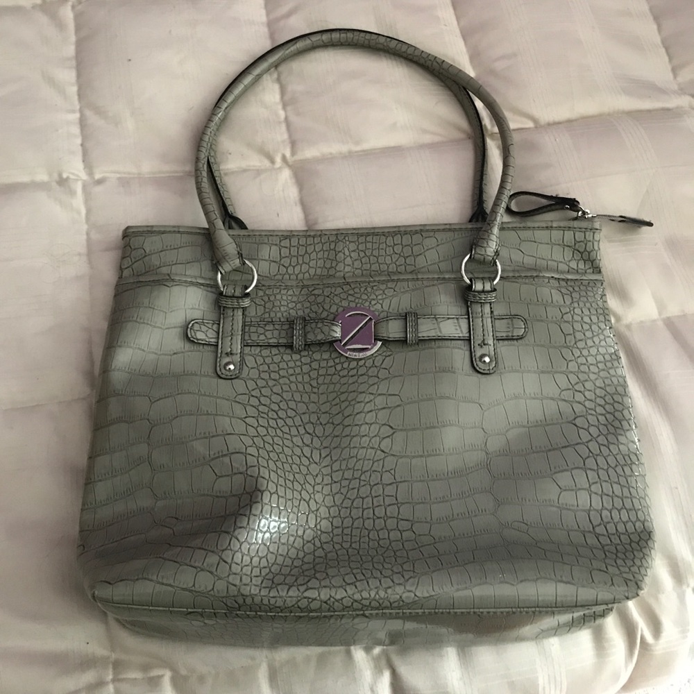 Nine & Co handbag