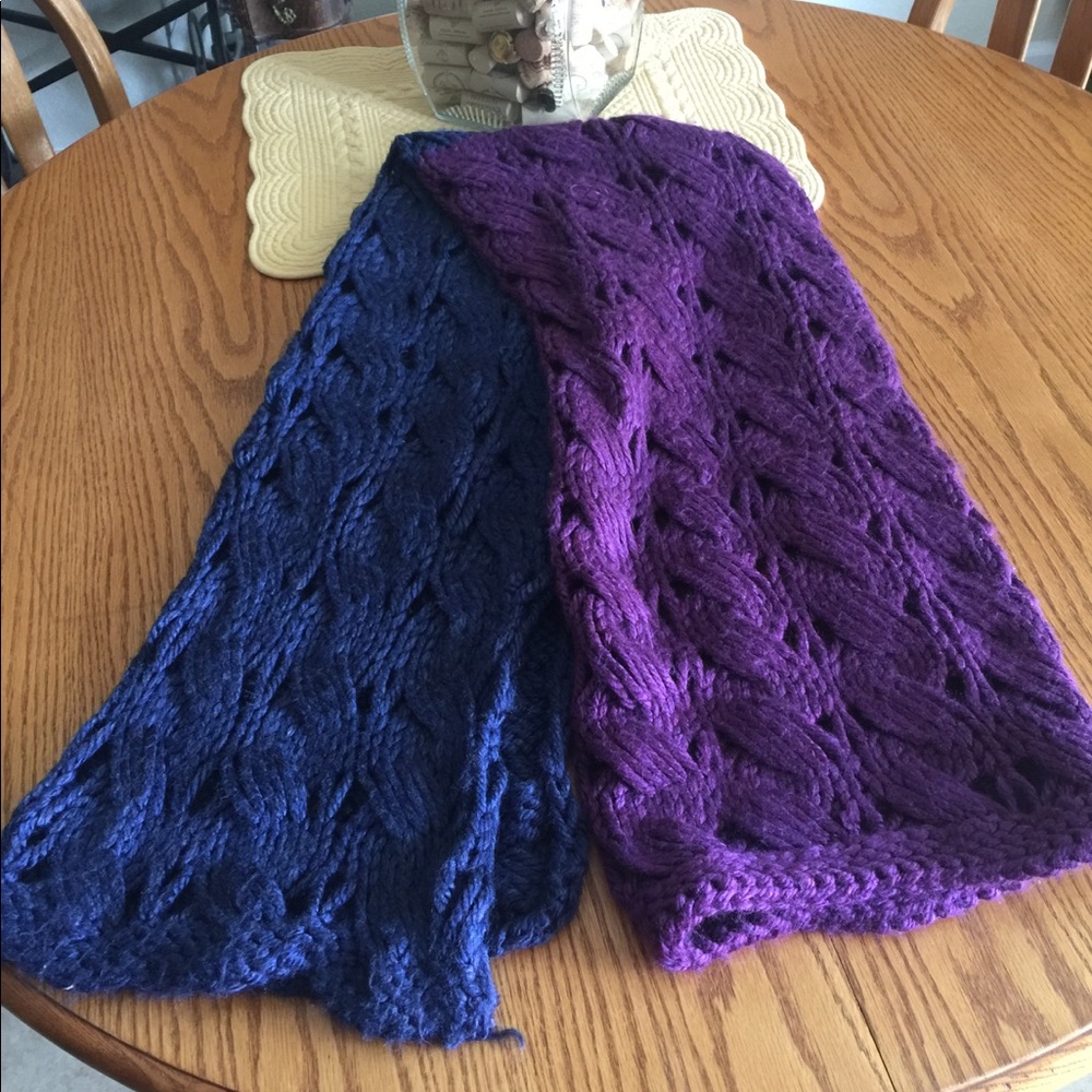 Handmade scarf - Picture 2 of 2