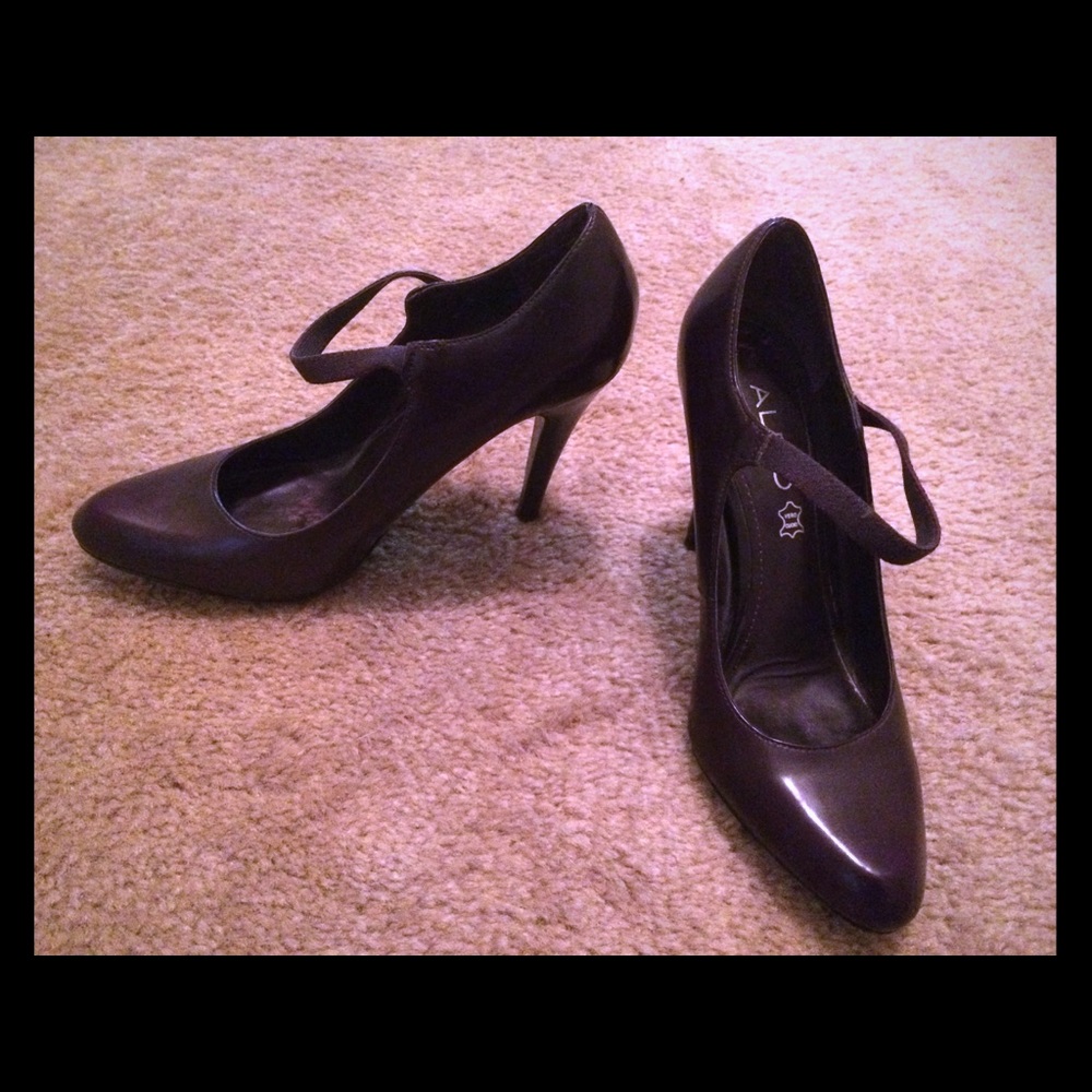 FINAL SALE: Dark purple ALDO heels: Size 7