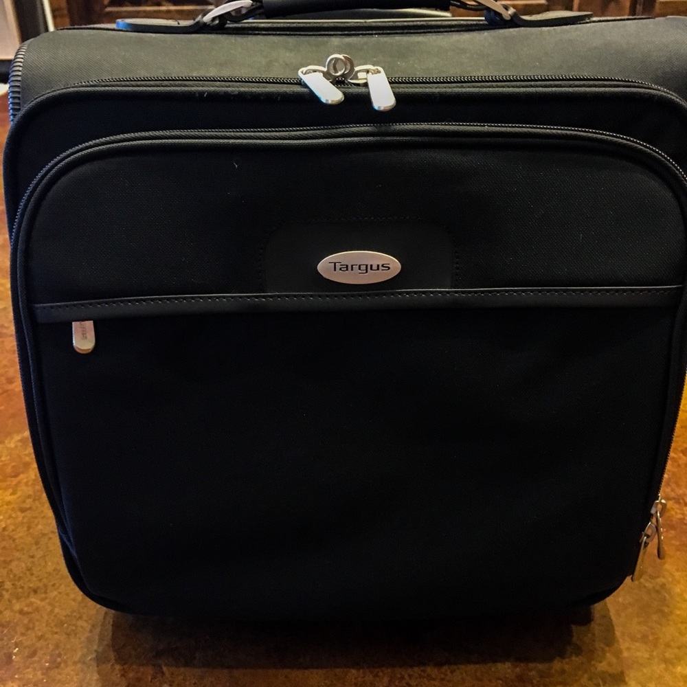 Targus Rolling Laptop Bag