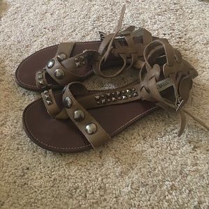 Steve Madden studded gladiator sandal. Size 9-EUC