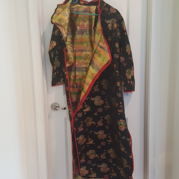 Dress - Picture 2 of 4