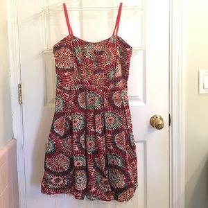 Graphic Print Summer dress w/ adjustable straps