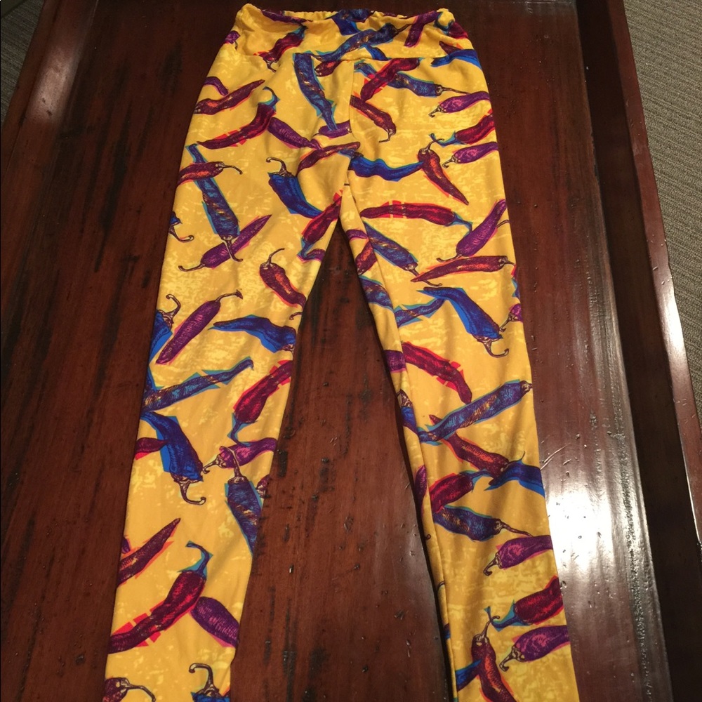 Funky pepper 🌶 lularoe leggings