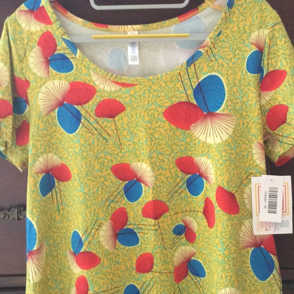 LuLaRoe Classic M
