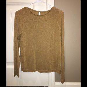 Long sleeve gold blouse