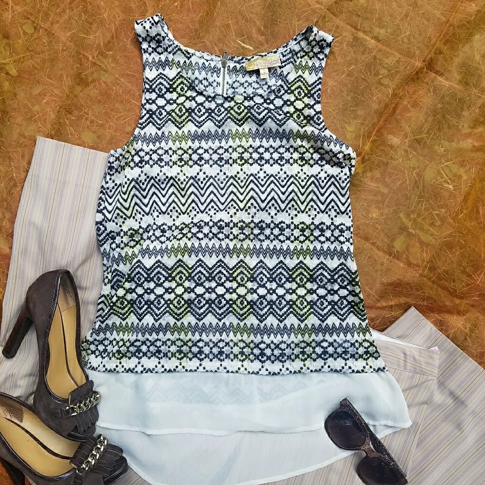 Princess Vera Wang Tribal Tank top