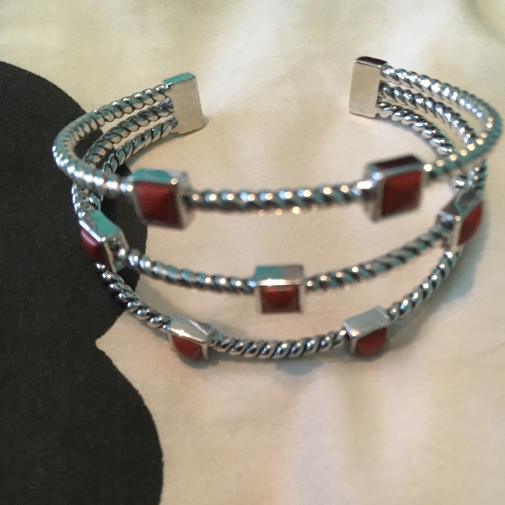 Cuff - Picture 2 of 2