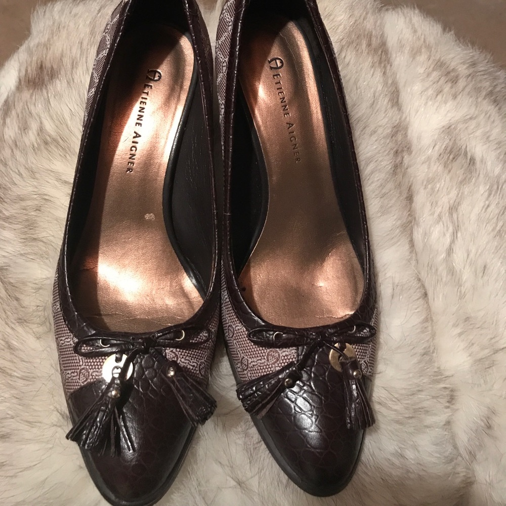 Brown heels with tassels