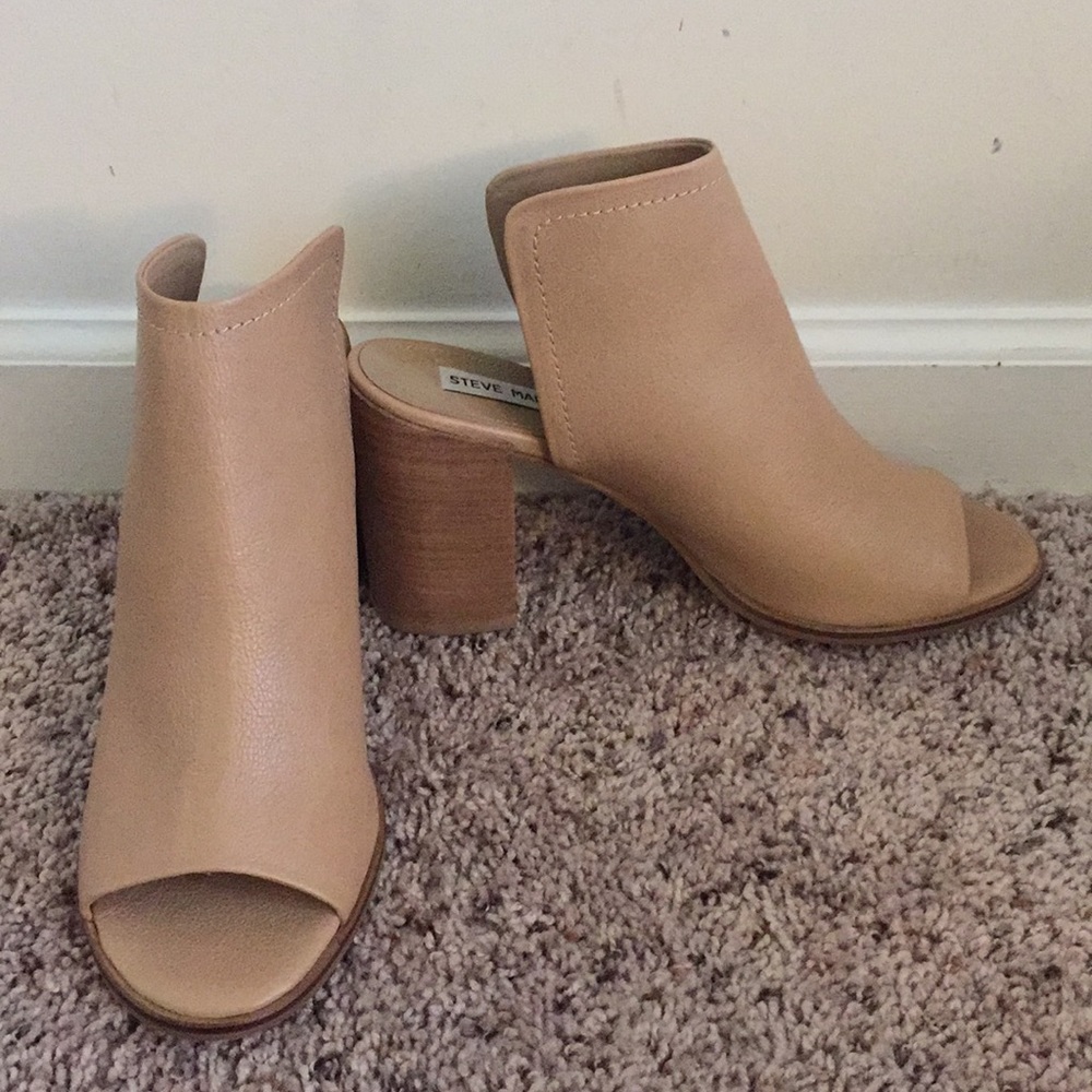 Steve Madden block heels peep toe