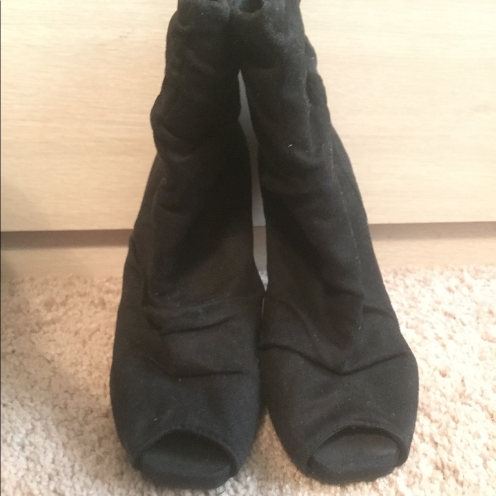 Charlotte russe booties peep toe
