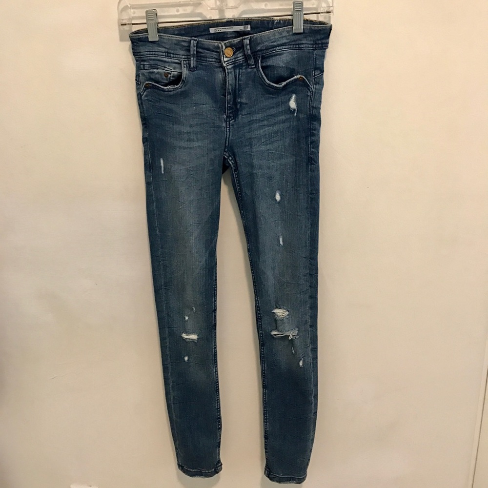Zara mid rise distressed jeans