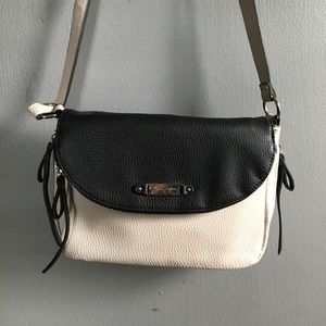 Cross body purse
