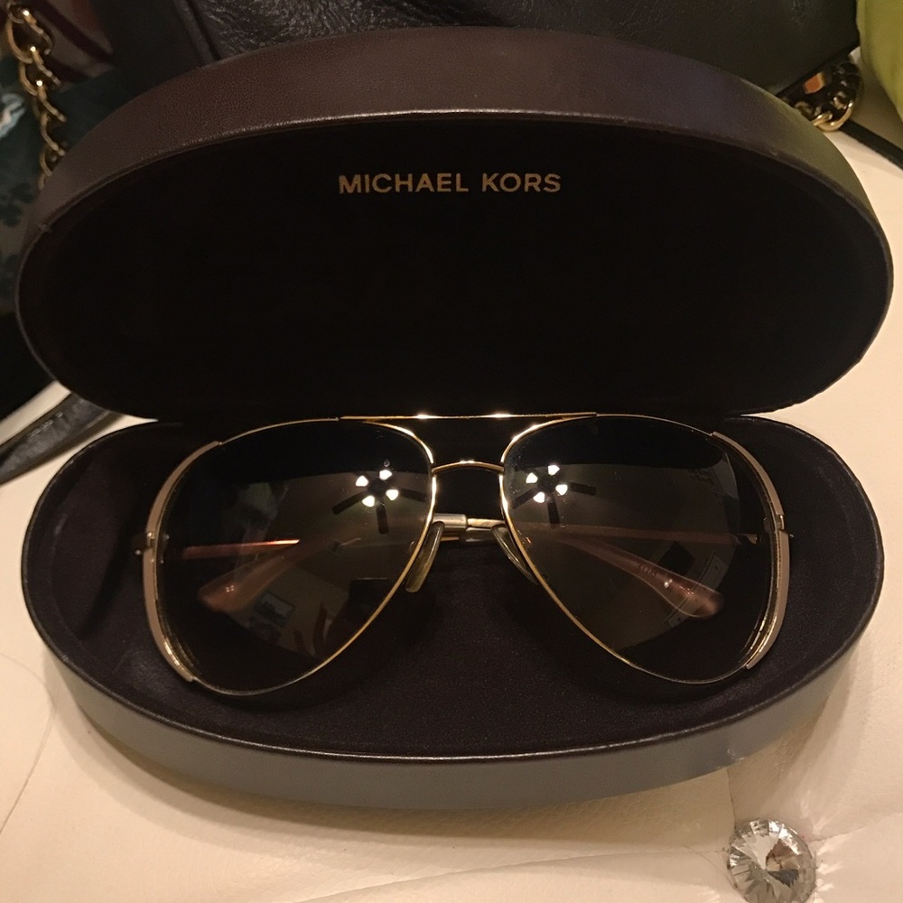 Excellent condition Michael Kors sunglasses