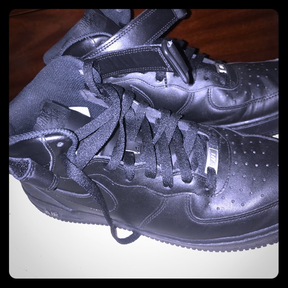AF1 brand new 9.5s - Picture 1 of 3