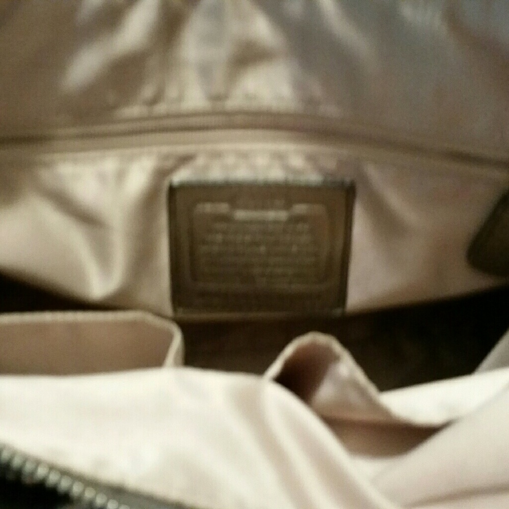 Satchel - Picture 3 of 3
