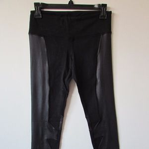 ALO YOGA BLACK LEGGING