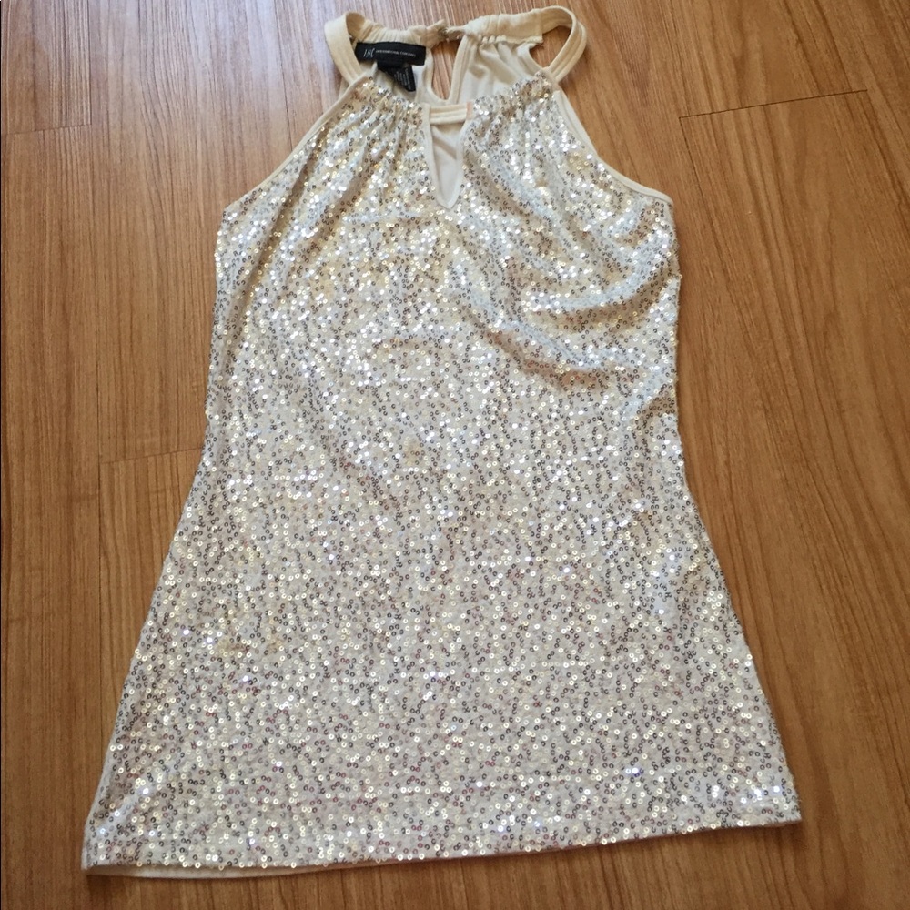 Inc decorative top