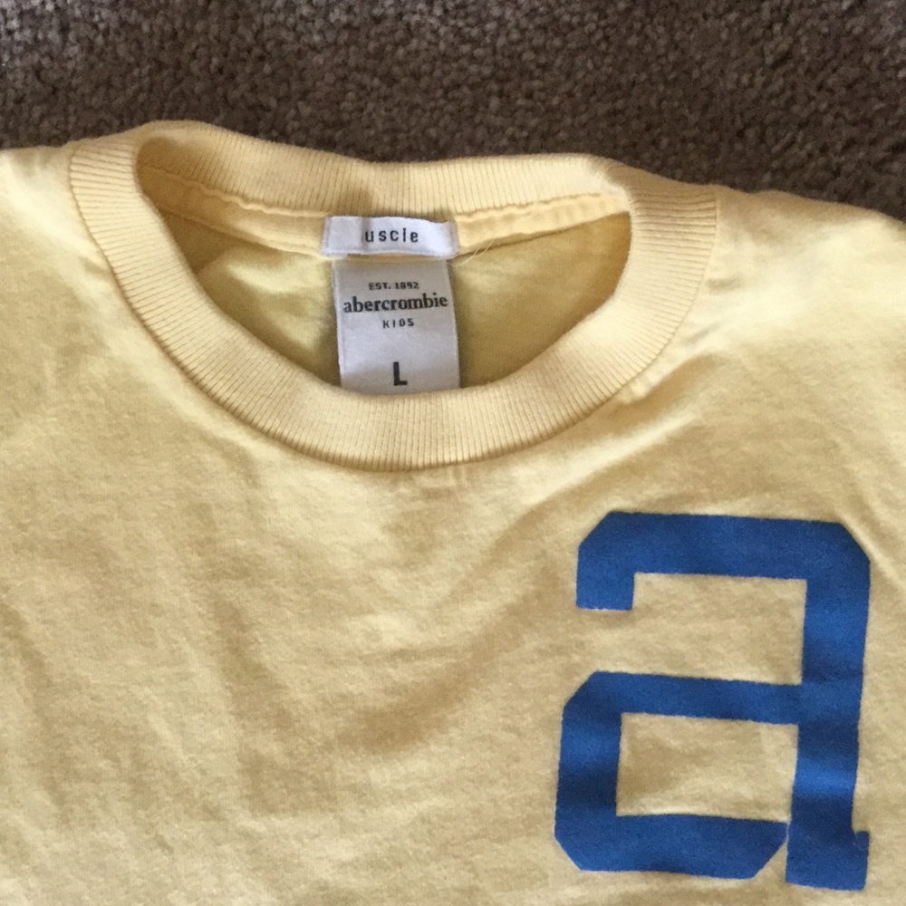 Abercrombie Kids Large t-shirt - Picture 2 of 2