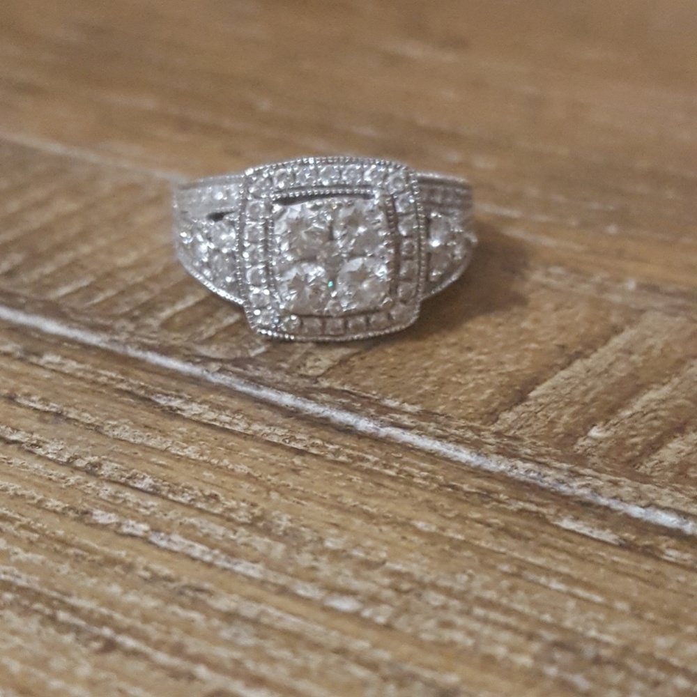 Unique diamond ring