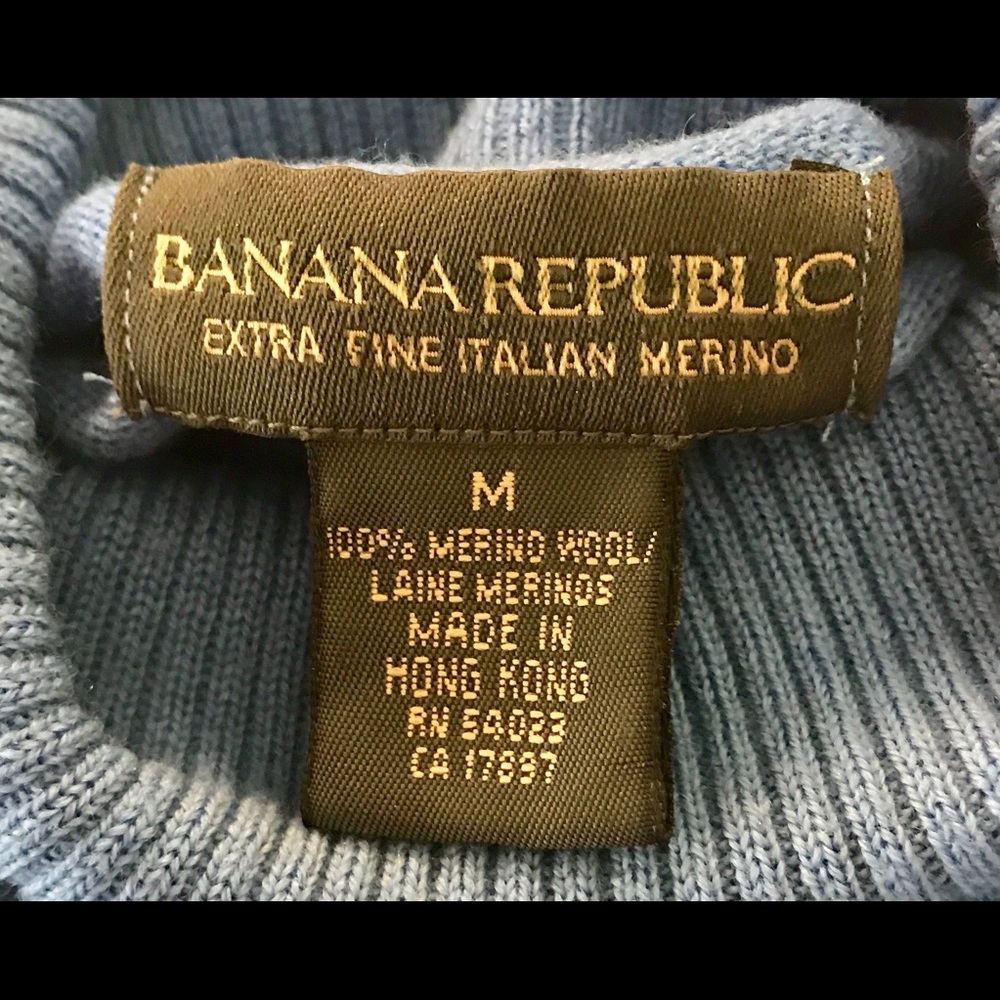 💕BANANA REPUBLIC 💯MERANO WOOL TOP/SWEATER💕