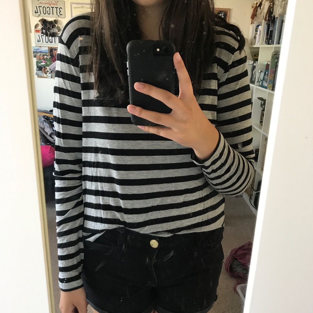 Grey and black striped long sleeve tee