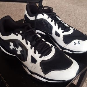 Under Armour Shoe