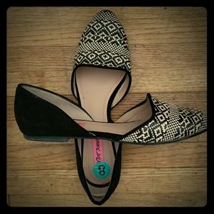 Betsy Johnson flats!