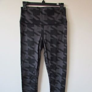 ALO YOGA HIGH-WAIST BLACK PRINTED LEGGING