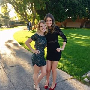 BLACK COCKTAIL DRESS