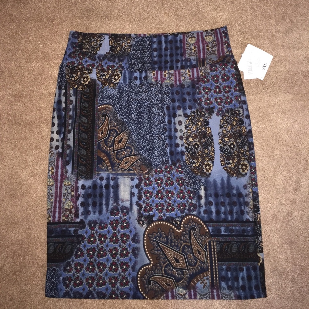 2 BNWT LuLaroe Cassie Skirt 2XL