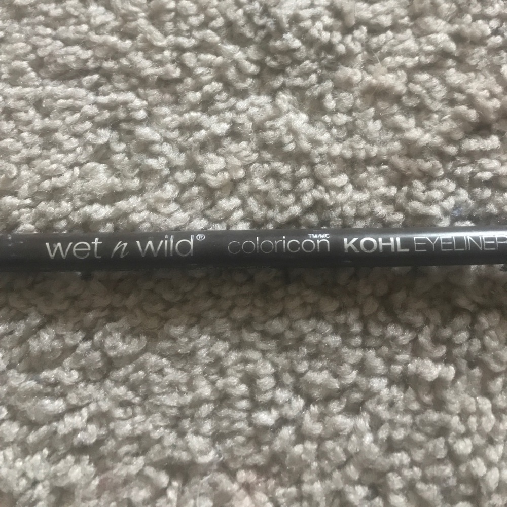 Wet n Wild kohl eyeliner