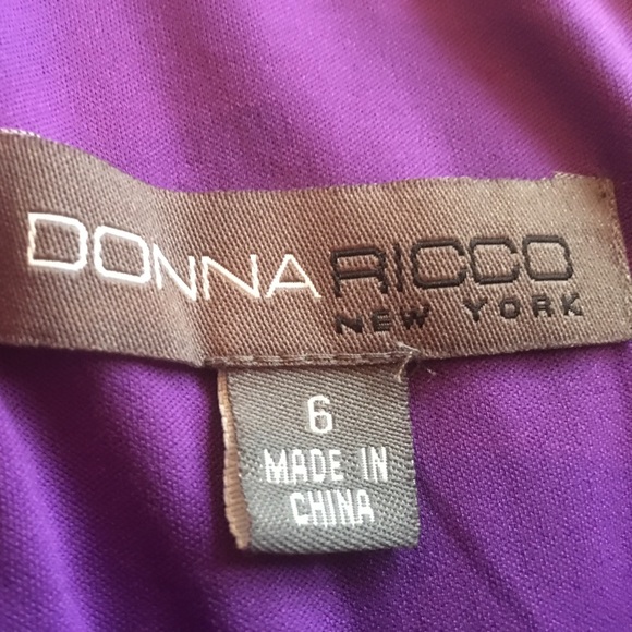 Donna Ricco stretch satin v-neck dress - Picture 3 of 4