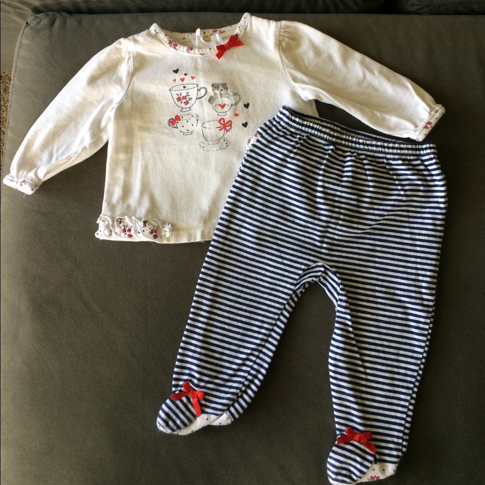 Adorable infant outfit!