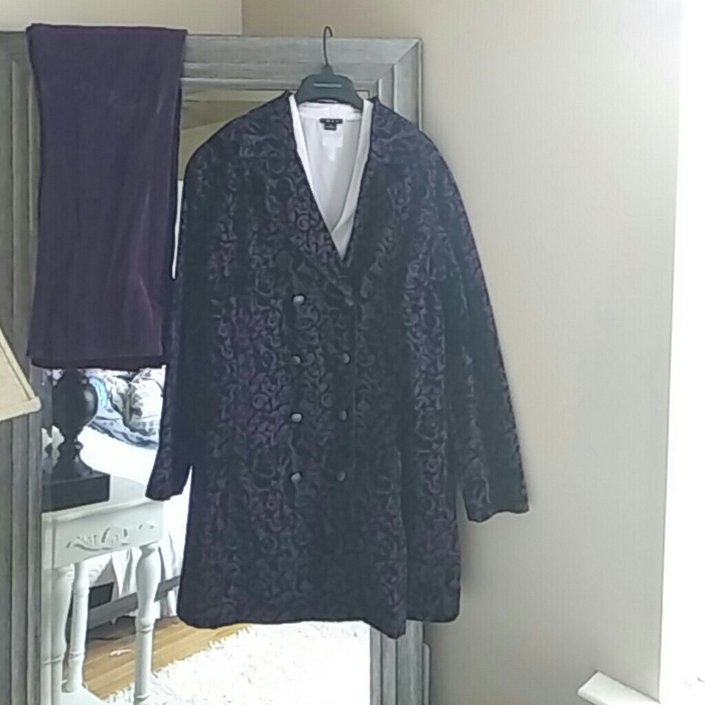 Diane Gilman Purple Velour Coat and Pant set