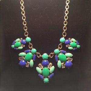 Stella & Dot Juniper Statement Necklace