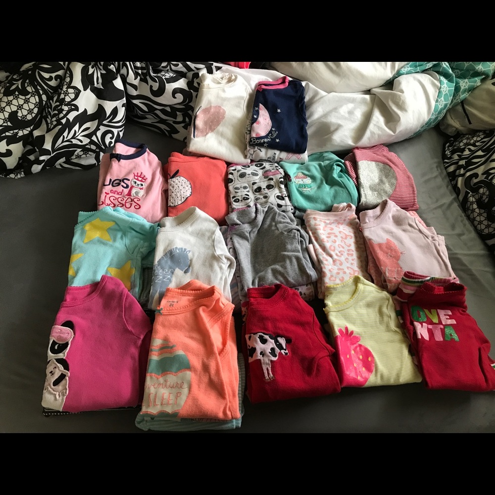 8 pajamas