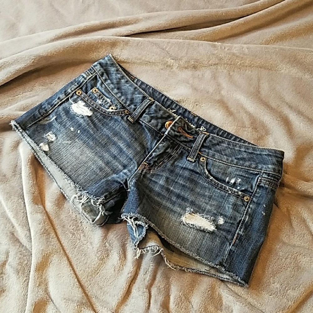 American Eagle destroyed jean shorts