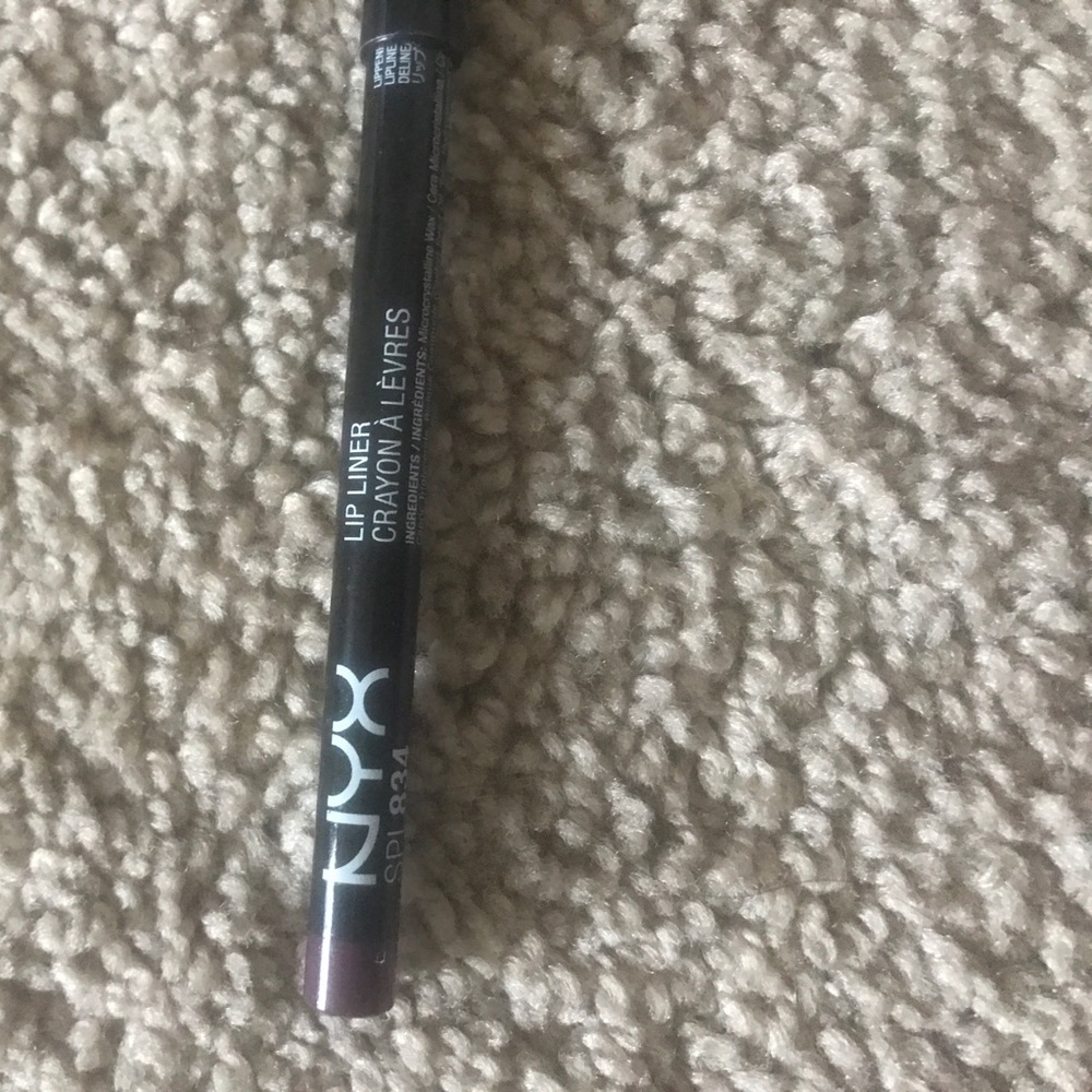 nyx lip liner
