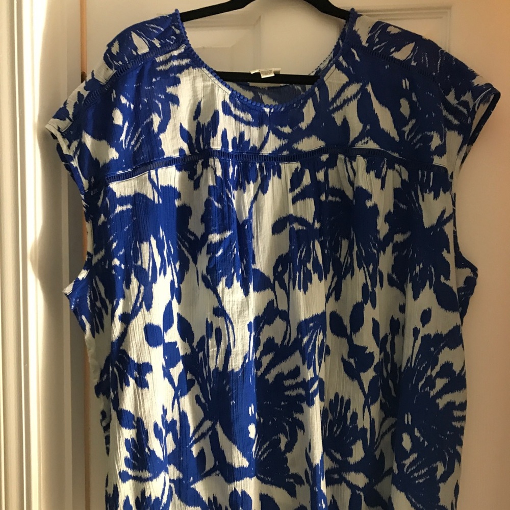St John's Bay Cap sleeve blouse