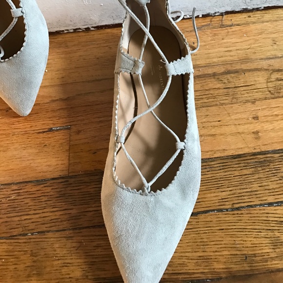 Mercanti Fiorentini Audra nude suede laced flats - Picture 2 of 6