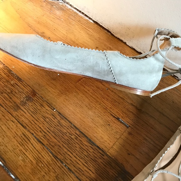 Mercanti Fiorentini Audra nude suede laced flats - Picture 5 of 6