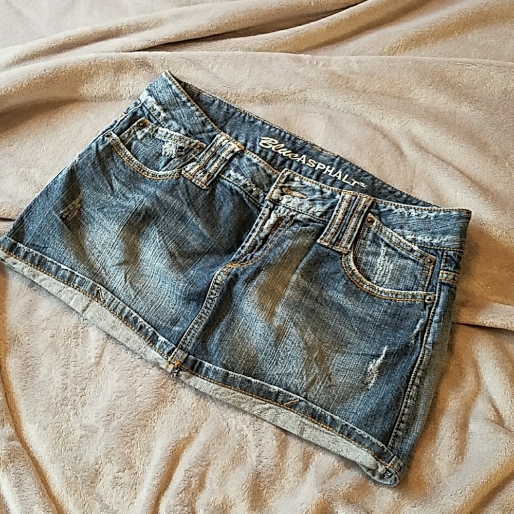Blue Asphalt Jean shorts
