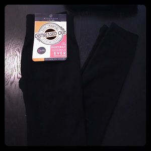 Ripped knee leggings