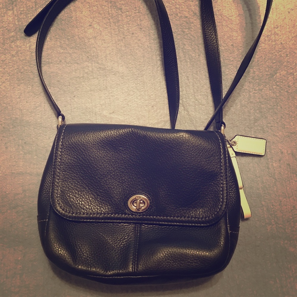 Small Coach Purse NWOT