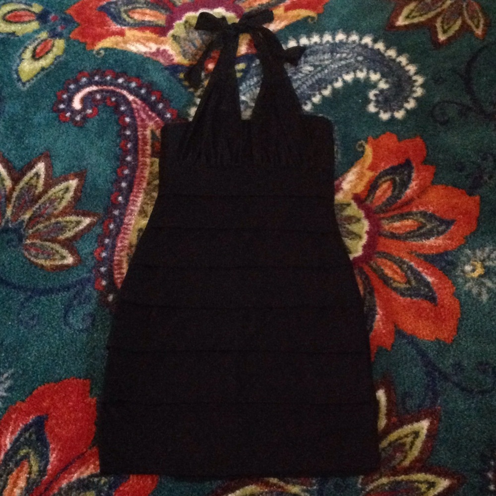 Small Black Halter or Strapless Layered Dress - Picture 2 of 6